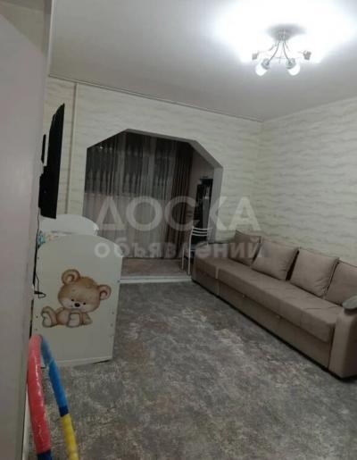 Продаю 1-комнатную квартиру, 36кв. м., этаж - 5/9, мкр. Аламедин-1 (Городок Строителей).