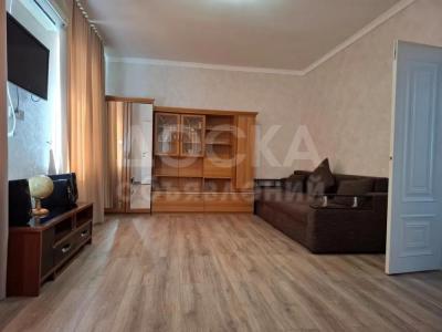 Продаю 3-комнатную квартиру, 69кв. м., этаж - 3/5, Токтогула 161 пересекает исанова.