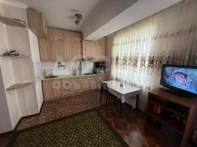 Продаю 1-комнатную квартиру, 42кв. м., этаж - 3/12, Кок-Жар.