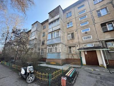 1-комнатную квартиру, 32м2кв. м., этаж - 2/4, ул. Кольбаева.