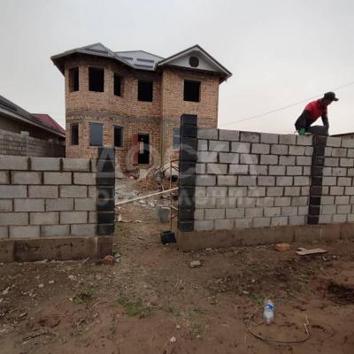 Продаю дом 6-ком. 220кв. м., этаж-2, 4-сот., стена кирпич, Военно-Антоновка .