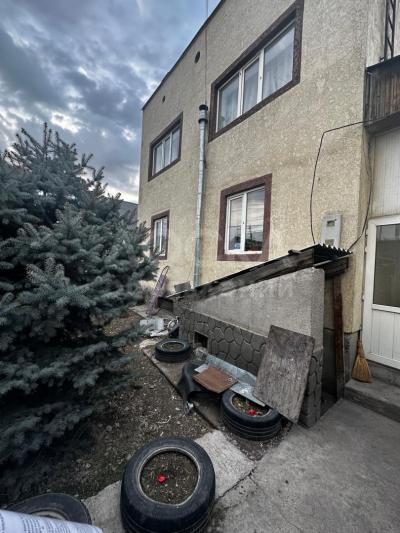 Продаю дом 4-ком. 178кв. м., этаж-2, 5,4-сот., стена кирпич, с. Лебединовка.