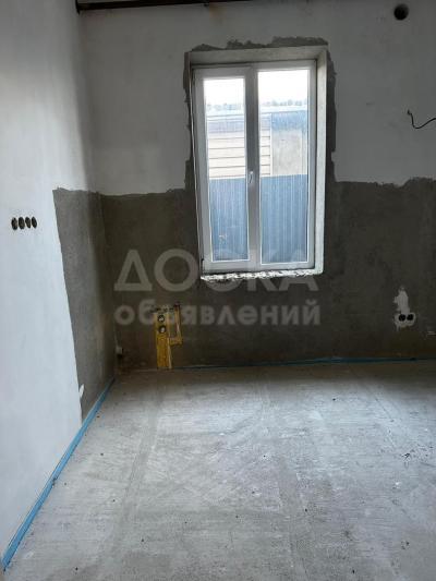 Продаю дом 4-ком. 100кв. м., этаж-2, 8-сот., стена кирпич, Военно-Антоновка.