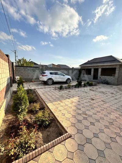 Продаю дом 4-ком. 130кв. м., этаж-1, 4-сот., стена кирпич, Город Бишкек.