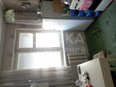 Продаю 1-комнатную квартиру, 30кв. м., этаж - 2/4, 5 мкр, К. Маркса/Донецкая.