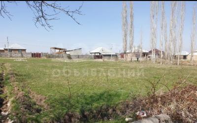 Продаю участок под строительство, 15 соток Кызыл Туу.