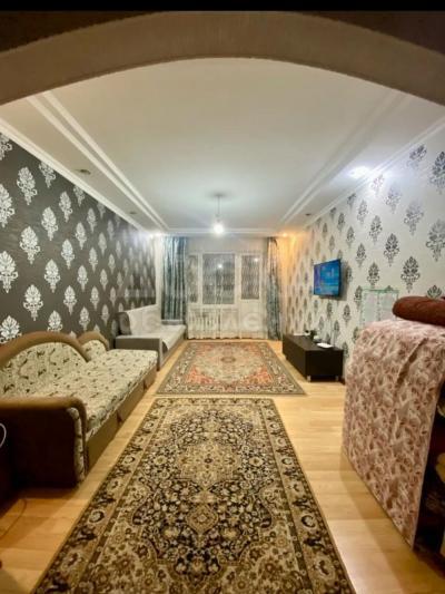 Продаю 2-комнатную квартиру, 89кв. м., этаж - 6/9, 12 мкр 65/2.