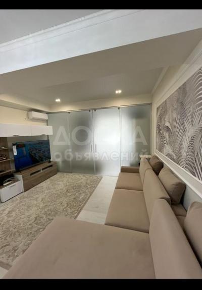 Продаю 1-комнатную квартиру, 55кв. м., этаж - 4/14, Элебаева/Медерова, р-он "Vefa".