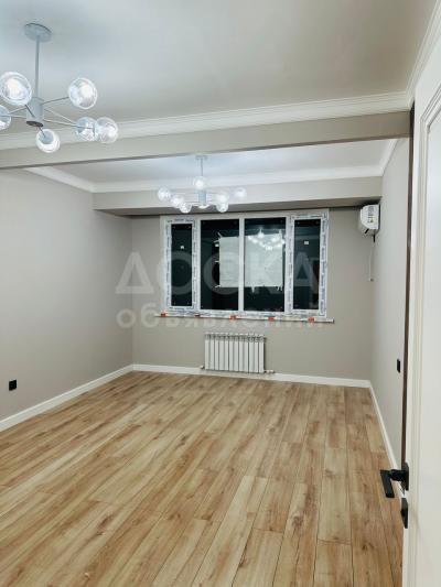 Продаю 1-комнатную квартиру, 47кв. м., этаж - 4/12,  Советкая -Джантошева.