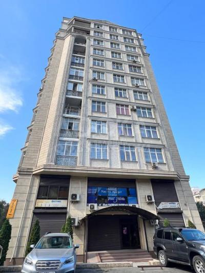 Продаю офисное помещение 275кв. м., Боконбаева/Калыка Акиева.