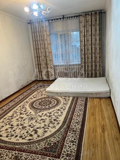 Продаю 2-комнатную квартиру, 50кв. м., этаж - 1/9, ул. Шопокова/Боконбаева.