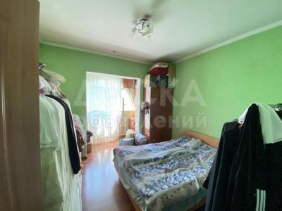 Продаю 2-комнатную квартиру, 60.6кв. м., этаж - 5/5, Восток 5.