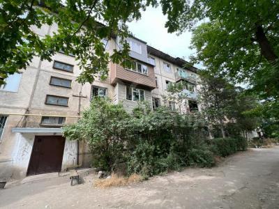 Продаю 3-комнатную квартиру, 58кв. м., этаж - 3/4, Пишпек.