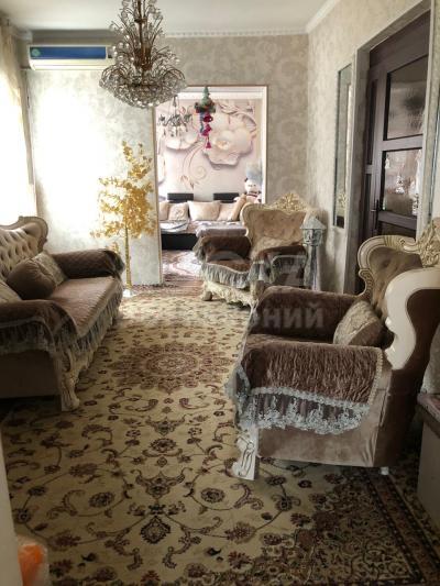 Продаю дом 6-ком. 86.4кв. м., этаж-1, 7.5-сот., стена кирпич, р-он Аламединского рынка..