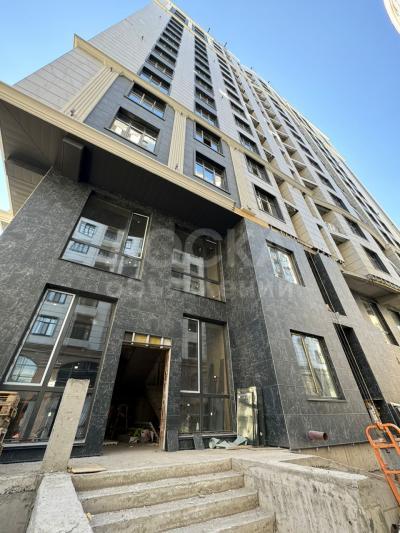 Продаю 2-комнатную квартиру, 67кв. м., этаж - 11/16, ул. Манасчы Сагынбая, 168.