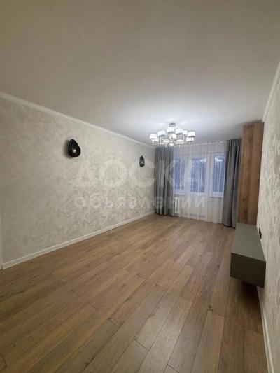 Продаю 2-комнатную квартиру, 48кв. м., этаж - 3/4, 9 мкр.