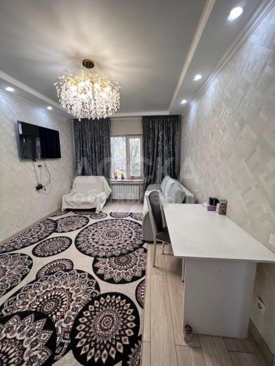 Продаю 3-комнатную квартиру, 80.7кв. м., этаж - 1/9, Чокморова 225.