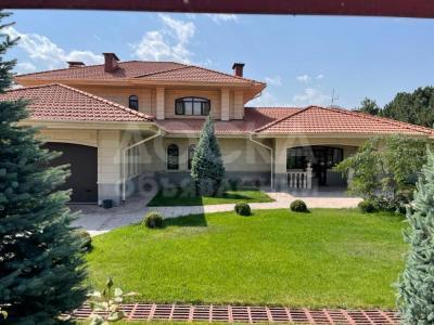 Крыши от профессионалов!

Любой сложности из любого материала.