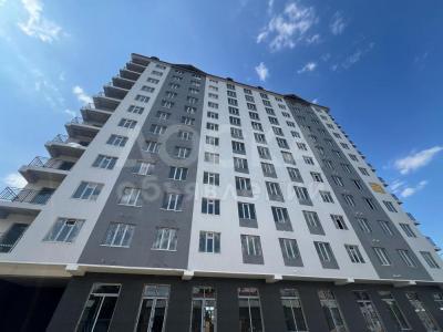 Продаю 1-комнатную квартиру, 52кв. м., этаж - 4/12, Шлагбаум.