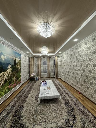 Продаю дом 7-ком. 250кв. м., этаж-2, 5-сот., стена кирпич, Алтын-Ордо.