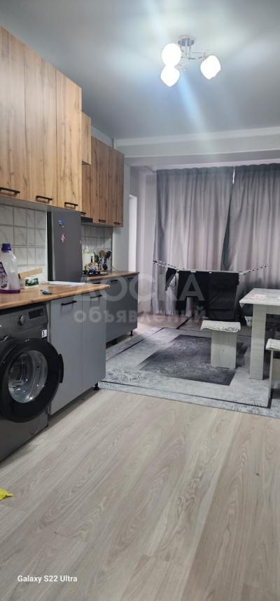 Продаю 2-комнатную квартиру, 71кв. м., этаж - 4/12, ул.Исанова/ул.Абдымомунова,  ЖК Сириус, СК Бишкек Кап Строй,.