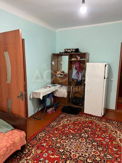 Продаю 2-комнатную квартиру, 40кв. м., этаж - 1/4, Шабдан Баатыра 43.