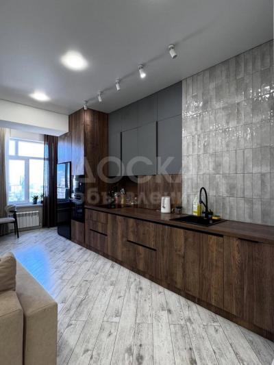 Продаю 3-комнатную квартиру, 102кв. м., этаж - 9/12, Моссовет.