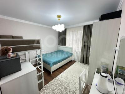 Продаю 2-комнатную квартиру, 59кв. м., этаж - 5/5, Мичурина/Лермонтова.