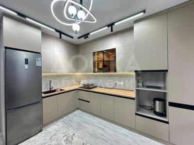 Продаю 3-комнатную квартиру, 81кв. м., этаж - 4/9, 7 апреля/Анкара.