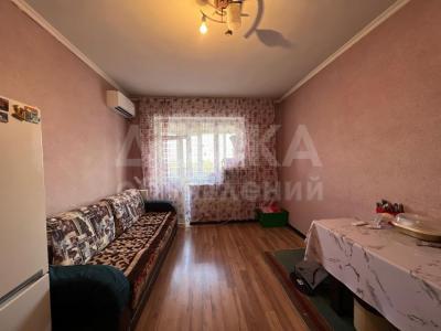 Продаю 1-комнатную квартиру, 26кв. м., этаж - 5/5, Фучика/Ден Сяопина.