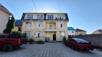 Продаю 1-комнатную квартиру, 44кв. м., этаж - 3/3, Алтын-Ордо.