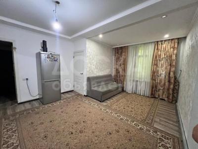 Продаю 2-комнатную квартиру, 42кв. м., этаж - 3/3, Политех.