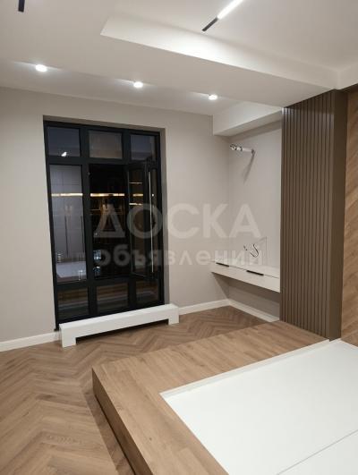 Продаю 3-комнатную квартиру, 105кв. м., этаж - 9/10, Магистраль/ Манаса.