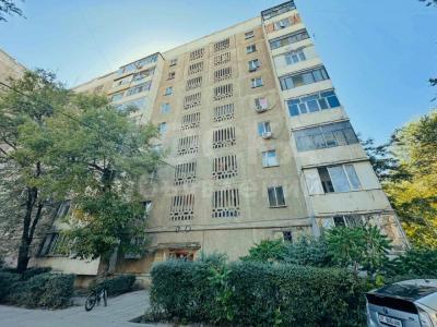 Продаю 1-комнатную квартиру, 35кв. м., этаж - 4/9, Городок Строителей .