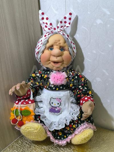 Авторская игрушка «Бабушка» — интерьерный декор, выполнено вручную