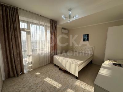 Продаю 2-комнатную квартиру, 60кв. м., этаж - 10/13, Сыдыкова  123.