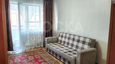 Продаю 2-комнатную квартиру, 85кв. м., этаж - 4/7, Ибраимова (бывшая Правды) 108 - проспект Чуй (дом Белый пароход), район ЦУМа, ГУМа, площади Победы.