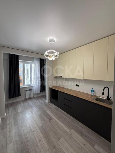 Продаю 1-комнатную квартиру, 38.5кв. м., этаж - 2/12, пишпек.