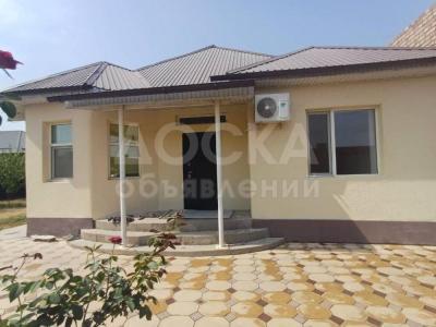 Продаю дом 4-ком. 90кв. м., этаж-1, 5-сот., стена кирпич, Ак-Ордо 1.