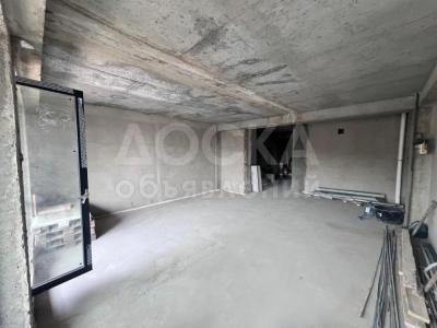 Продаю 3-комнатную квартиру, 117кв. м., этаж - 9/10, Асанбай.