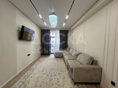 Продаю 2-комнатную квартиру, 72,48кв. м., этаж - 14/14, Немецкий Квартал.