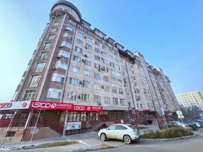 Продаю 3-комнатную квартиру, 82кв. м., этаж - 7/10, Орозбекова/Линейная.