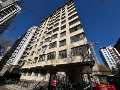 Продаю 2-комнатную квартиру, 75кв. м., этаж - 5/10, Золотой квадрат.