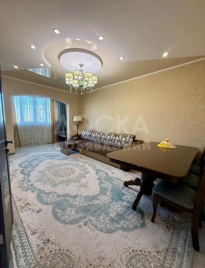 Продаю 3-комнатную квартиру, 96кв. м., этаж - 5/9, 11 мкрн.