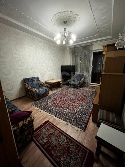 Продаю 2-комнатную квартиру, 52кв. м., этаж - 3/3, г.Кант, 3 микрорайон.