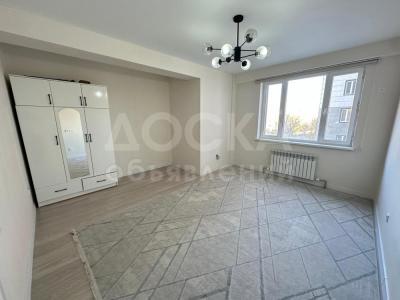 Продаю 2-комнатную квартиру, 67кв. м., этаж - 3/12, Район мед академии.