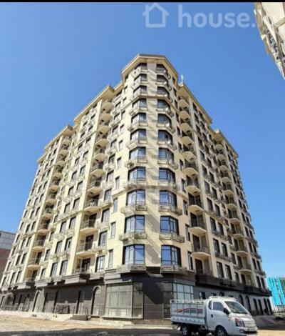 Продаю 2-комнатную квартиру, 77кв. м., этаж - 8/12, мкр. Асанбай.