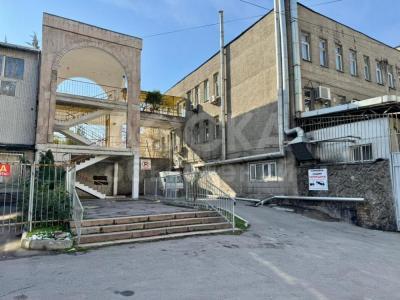 Продаю здание 286кв. м., мкр.Аламедин 1.