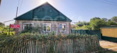 Продаю дом 5-ком. 105кв. м., этаж-1, 8-сот., стена кирпич, Кант, ул. Куйбышева.