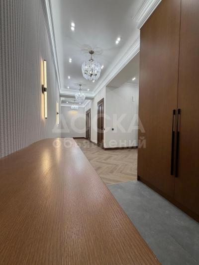 Продаю 4-комнатную квартиру, 195кв. м., этаж - 6/13, Южная Магистраль/ Малдыбаева.